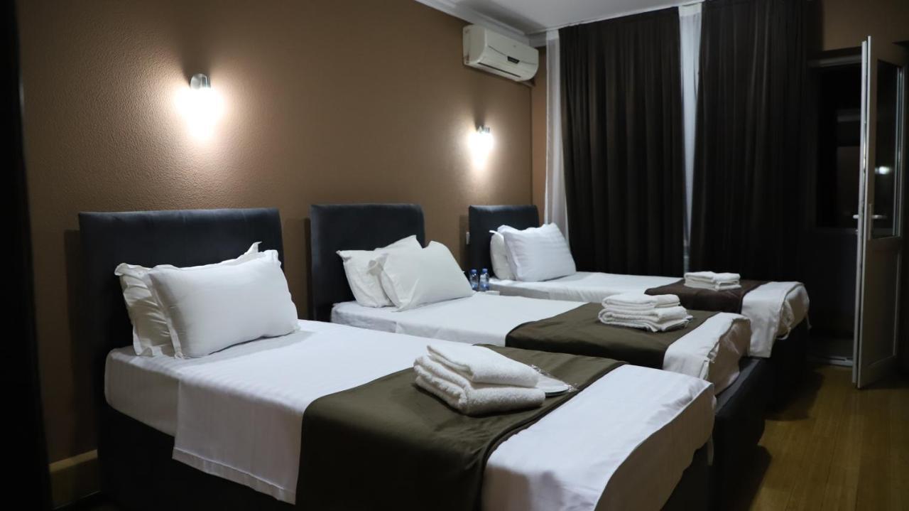 Grand Avenue Hotel Tasjkent Buitenkant foto