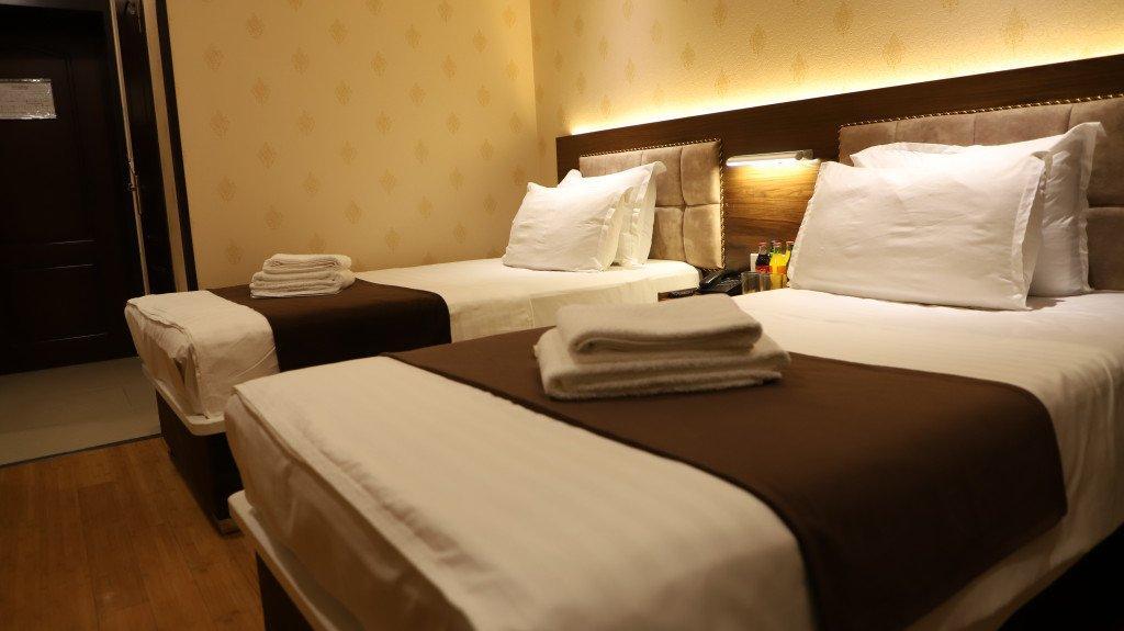 Grand Avenue Hotel Tasjkent Buitenkant foto