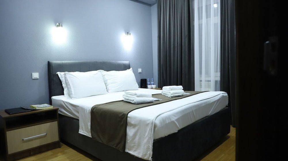 Grand Avenue Hotel Tasjkent Buitenkant foto