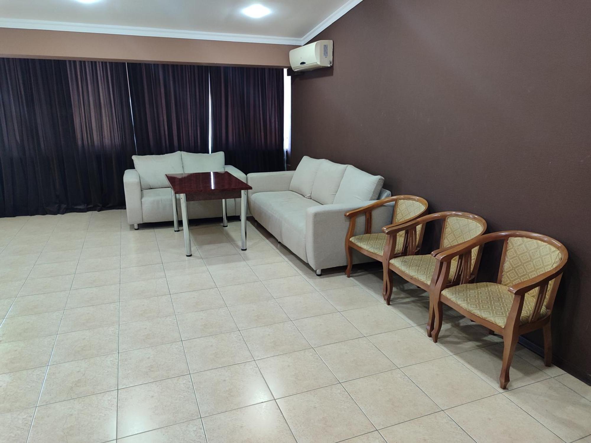 Grand Avenue Hotel Tasjkent Buitenkant foto